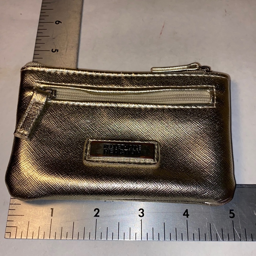 Kenneth Cole change purse